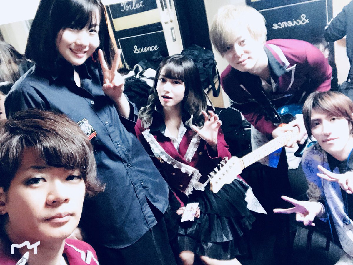 Drumsk0Yu's tweet photo. 新宿サイエンスありがとうございました！
カッコイイバンドさんたくさんでした！
次は4／6新宿ヘッドパワーです！
そろそろ色々発表があるかもだから要チェックだよ✋ https://t.co/KvGCwCmgg0