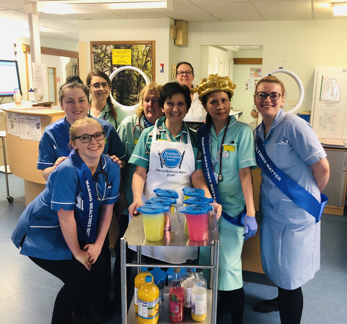 PtExpUHP's tweet photo. Just to say A HUGE WELL DONE and THANK YOU to everyone whose taken part in this week's #MMMweek @UHP_NHS. We really are #onebigteam who make every effort to Make Every Experience Excellent for our patients @AnnJamesNHS @NurseGregDix @howes_nat @BevAllingham https://t.co/ud4MfP6MKc
