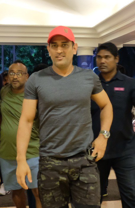ChennaiIPL's tweet photo. Thala Paraak! 😍 #YelloveAgain #WhistlePodu https://t.co/eNJ0ys0L3e