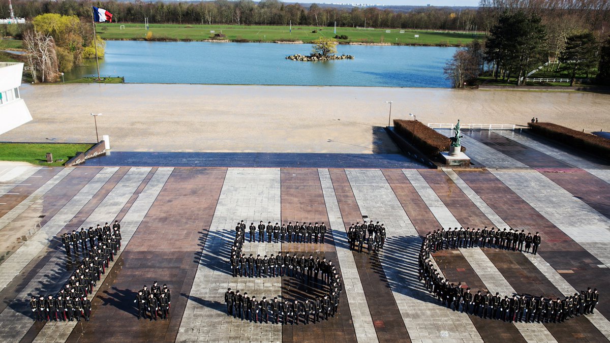 Objectif 1,5°C : Les polytechniciens, engagés dans la lutte contre le dérèglement climatique, prêts à se mobiliser pour la planète.
#Climat #YouthForClimate #15mars