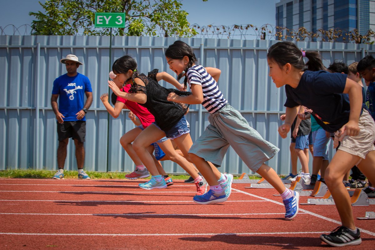 bisso_jack's tweet image. In Physical Education class grade 4 &amp;amp; 5 students @AISChennai are using lifetime recreational activities and individual pursuits to gain understandings of the relationships between setting goals, engagement, resiliency, and more! #studentautonomy #posed #wellbeing