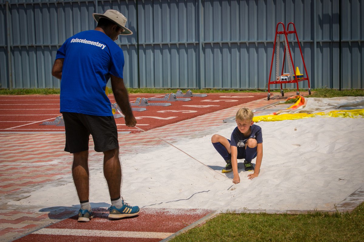bisso_jack's tweet image. In Physical Education class grade 4 &amp;amp; 5 students @AISChennai are using lifetime recreational activities and individual pursuits to gain understandings of the relationships between setting goals, engagement, resiliency, and more! #studentautonomy #posed #wellbeing
