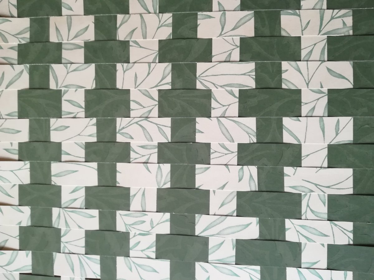 Come and join us for a FREE paper-weaving workshop at 7.30 pm on 4 April <a href="/SultanBrewpub/">The Sultan</a> -- the first in a series exploring materials that were produced or processed along the river #Wandle in #Merton.