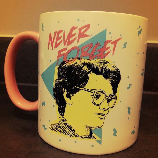 dpnaughton's tweet photo. Barb Mug
#strangerthings #barb #strangerthingsbarb #netflix #mug #neverforget https://t.co/9a5taDenXE https://t.co/7kqhbr4sV0
