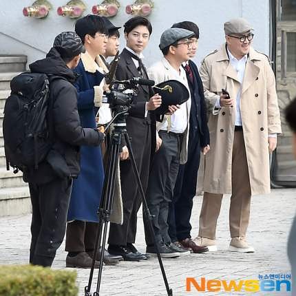 Jiggly78's tweet photo. This can't be the last shoot ever! Please come back soon, take care! 💜
#2Days1Night #2d1n #1박2일 #kimjunho #chataehyun #kimjongmin #defconn #yoondonggu #yoonshiyoon #leeyongjin @KBSWorldTV @MyloveKBS https://t.co/n5ScGtyq0k