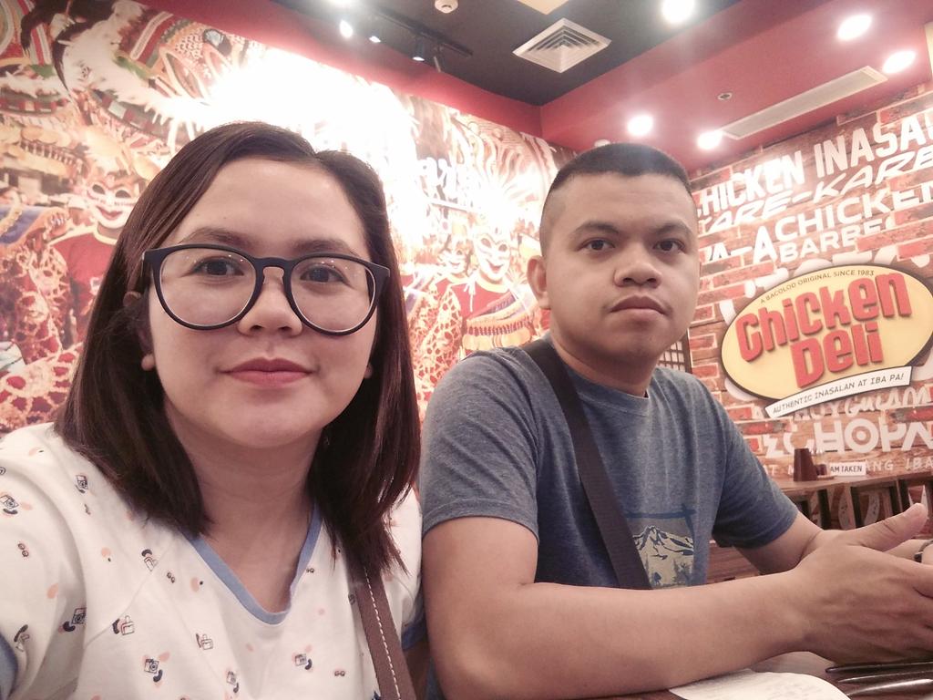 JohnJes40290965's tweet photo. planning to have an attendance at the newly open teastore here in robinsons,but we have to wait for https://t.co/iy2Zj7PWfx...hahaha.next time nalang. #chickendeli https://t.co/e30ezIJerD