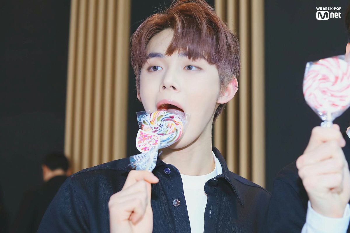 ARMYEXO63244802's tweet photo. ОТМЕНА ОТМЕНА НЕТ НАЗАД ЗАЧЕМ СТОП КУДА О Т М Е Н А 🍭💜😍
#TOMORROW_X_TOGETHER #TXT #YOONJUN https://t.co/ibMYz1Wkx0
