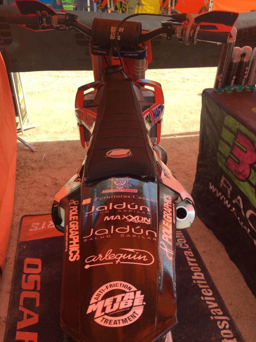 Es un orgullo poder apoyar en su prometedora carrera a #oscarroman joven piloto de #Motocross #Supercross y #Enduro. 
🔝 Mucha suerte campeón...🏆
#raquelforonda 
#MetalLube #EvitaelRoce #MotosJavierIborra #IborRacing #MaxxonRacing #Motorex #Polegrafics #BrayMart