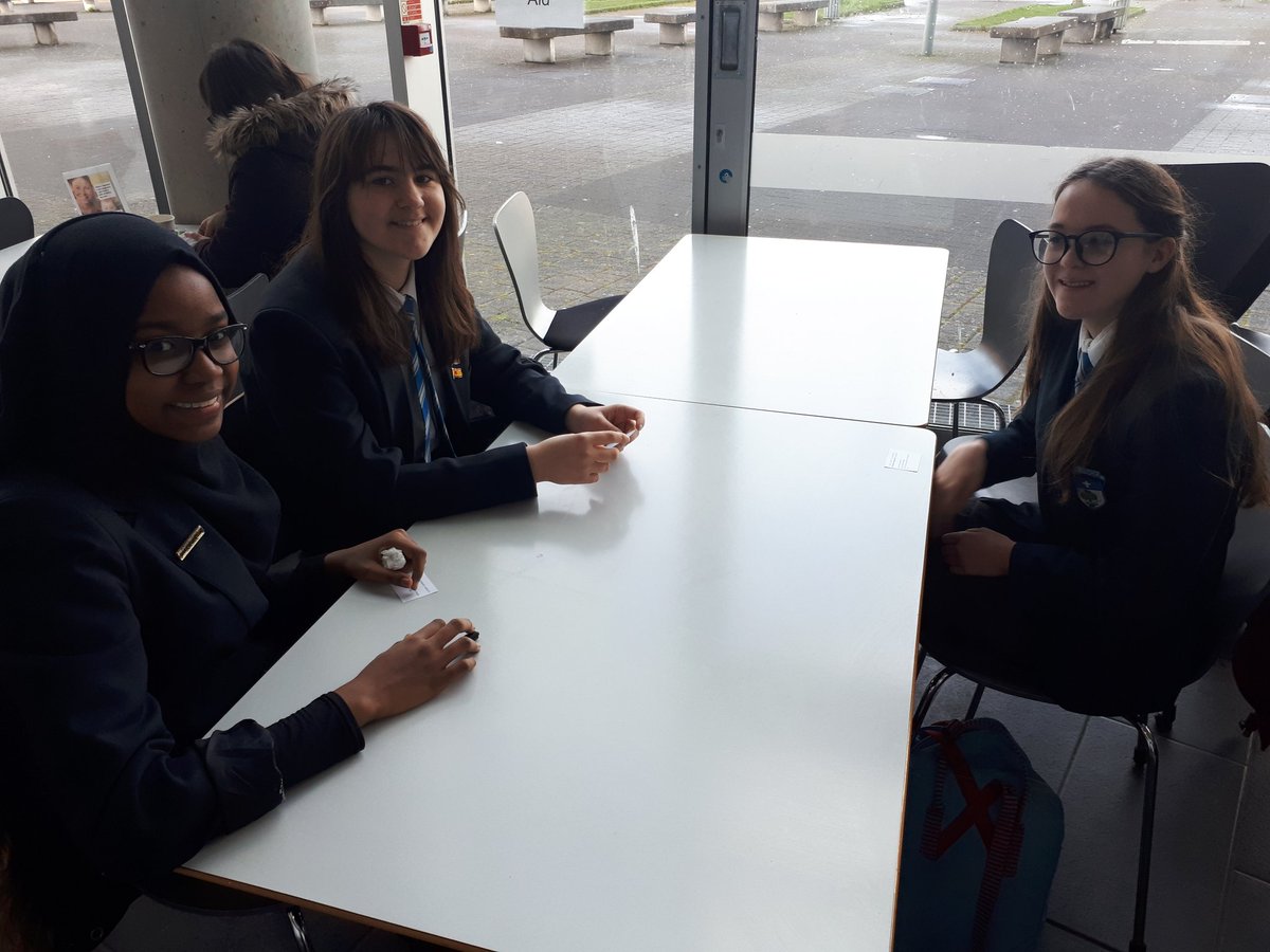HolyroodChemis1's tweet photo. @HolyroodSec S2 @SmartSTEMs today at kelvin college, ready for some interactive STEM workshops #STEM #ssgkc https://t.co/ZICOgU32Ka
