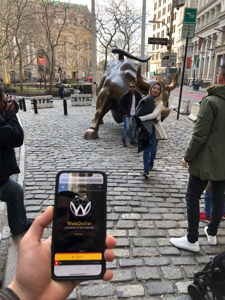 WebDollar_io's tweet photo. #WEBDOLLARISHERE in #newyorkcity #USA #NYC - Everyone be prepared, for soon YOU will get #Rewards for posting any picture like this and using our hashtag and tagging us. Stay close and share the #news! #Airdrops #WebDollar #Crypto #blockchain #money #cryptocurrencies #contest https://t.co/rhlniCyGSu