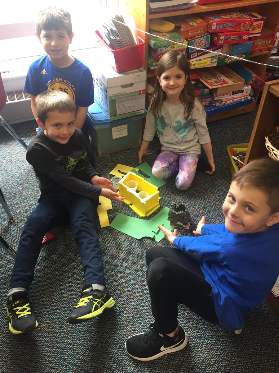 MacnallyJanet's tweet photo. Setting a leprechaun trap #Mashpee https://t.co/S8nALBbQwB