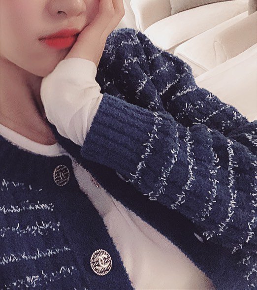 Crayon Pop Me tweet media