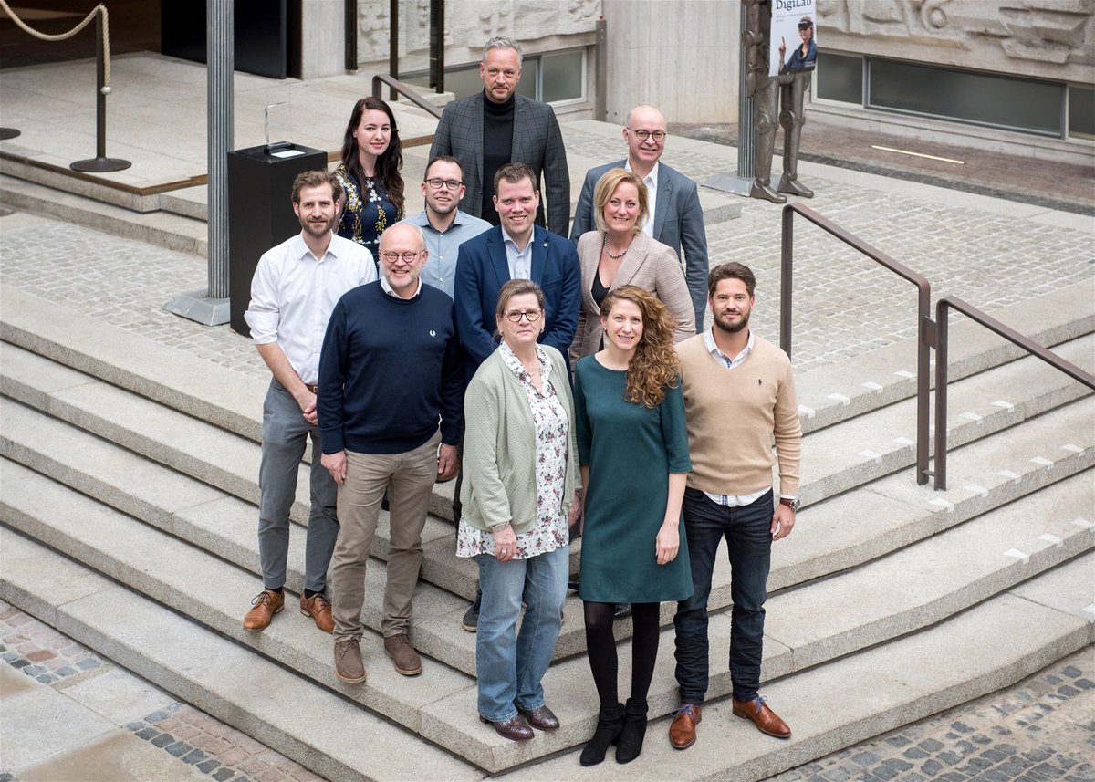 Benieuwd naar de mensen achter de #SteenGoedChallenge en het #SteenGoedTransformatieplein? Ontmoet team #SteenGoedBenutten op het Transformatieplein: buff.ly/2u6QGjj