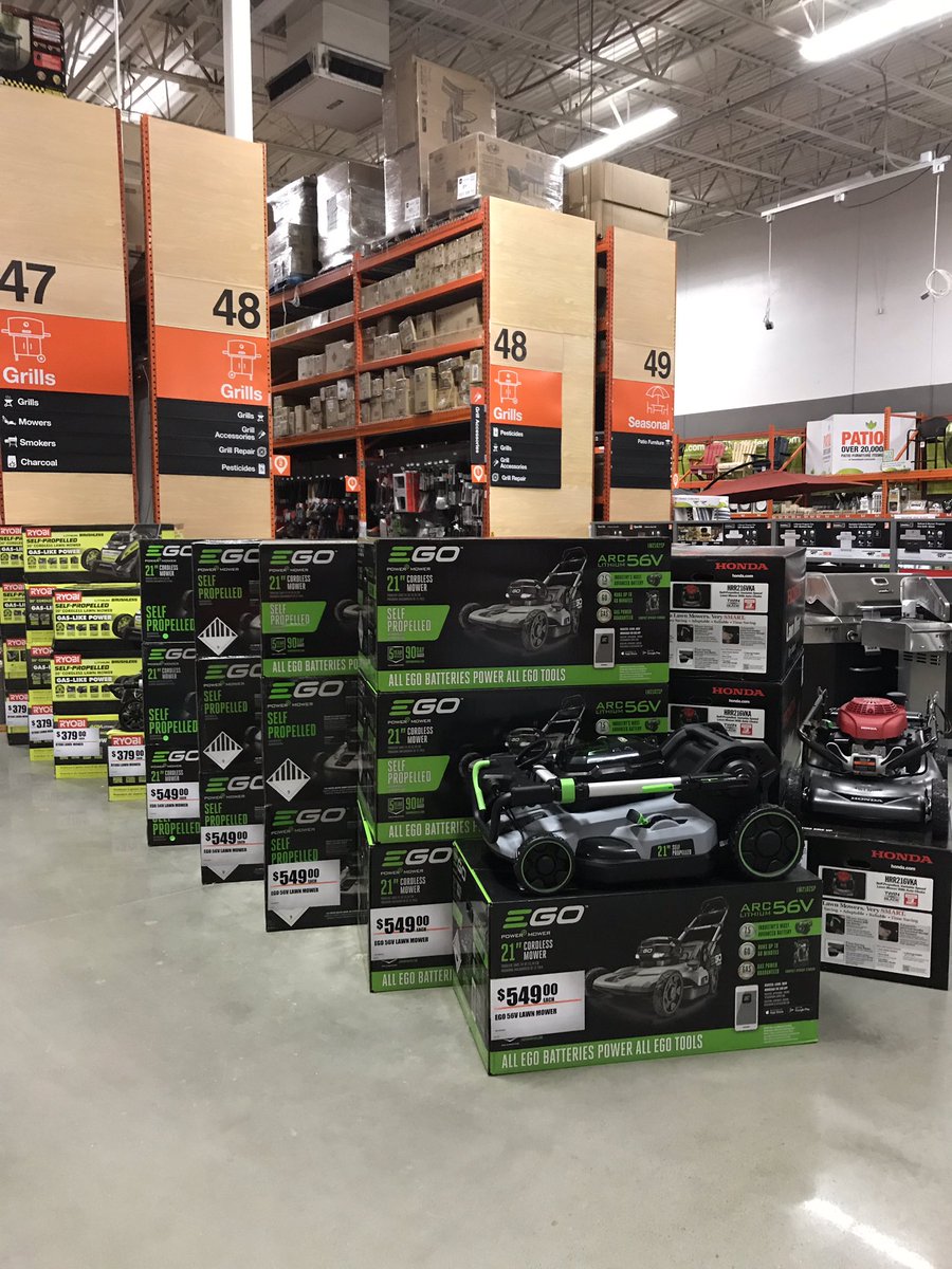 Store 131 Ready for Spring! #d1makingadifference <a href="/KMTovey/">Keith Tovey</a> <a href="/rcrossm545/">Russell Cross</a> <a href="/JRey2828/">Johnny Rey</a>