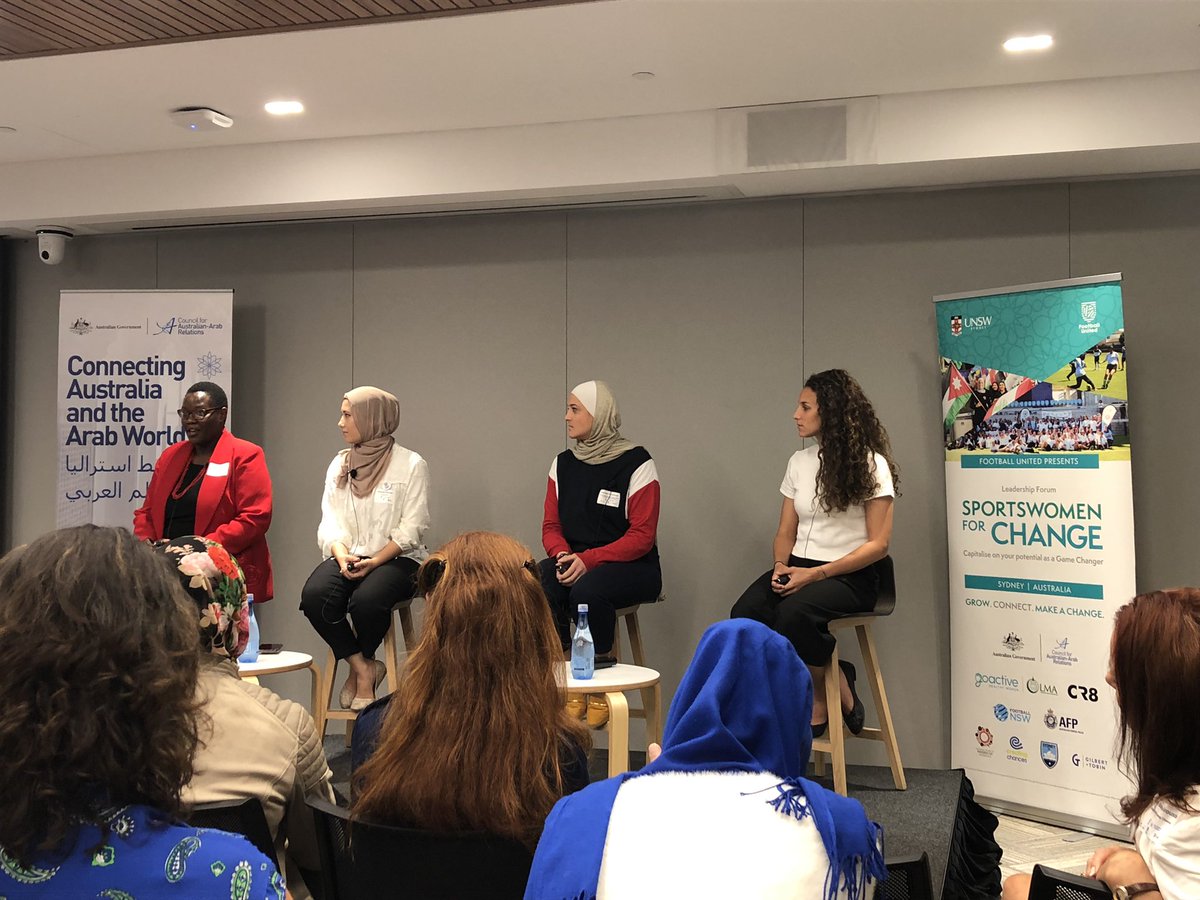 AndrewBennie_17's tweet photo. โI started playing football in the park with my brothers, dad and my uncles...Through football Iโve connected with a lot more people.โ
The excellent Shegofa Hassani, @westernsydneyu #hpe student speaking at the @football_united @create_chances
#swfc2019 event https://t.co/4SxSyw9dII