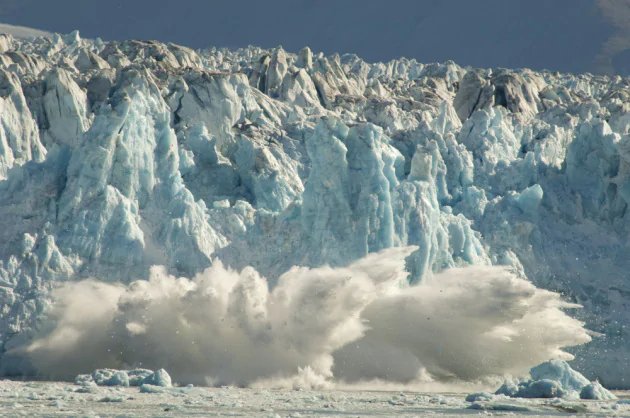 Focus_it's tweet photo. Clima, resta una manciata di anni appena per provare ad arrestare il global warming al di sotto della soglia del grado e mezzo dall'era pre-industriale #ClimateStrike #FridaysForFuture https://t.co/JK6Ki8BSNn https://t.co/hI1l8lADOF