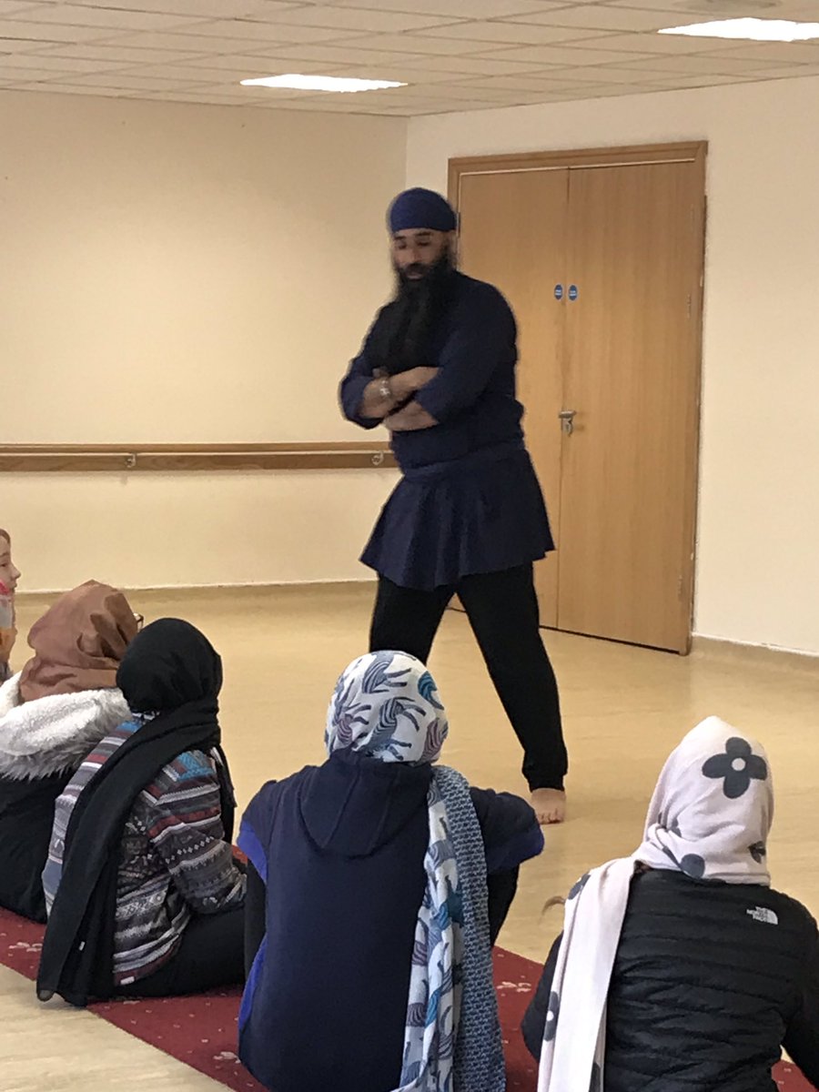 StAidansRS's tweet photo. Today the last of our Interfaith Visits to a Mosque, Mandir and Gurdwara. Students have learnt so much and enjoyed all the sights, sounds and smells! #respect https://t.co/Ljvg9lrb9n