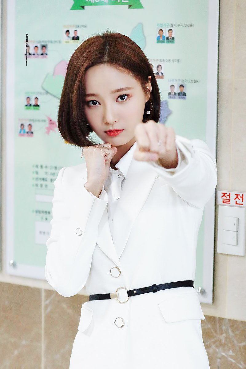 AG960801's tweet photo. [190315]

@MMLD_Official #MOMOLAND #모모랜드 #YEONWOO #연우 https://t.co/s4NAXGfX7D