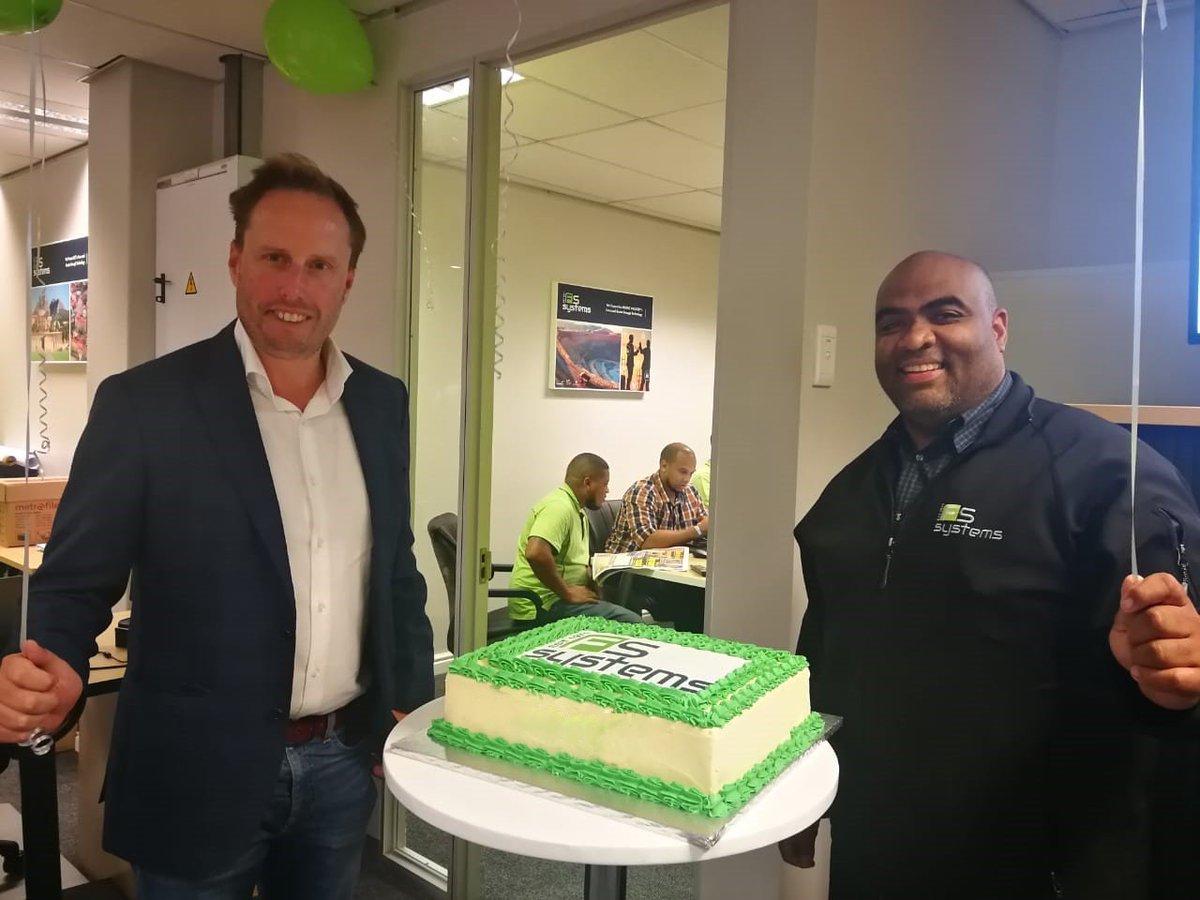 FsSystems's tweet photo. Our Cape Town and Johannesburg offices celebrated a fantastic Fiscal Year. Strong progress and growth all over Africa thanks to an incredible team #FSworks #FSteam #bestpeople https://t.co/oZjvsJLIOo