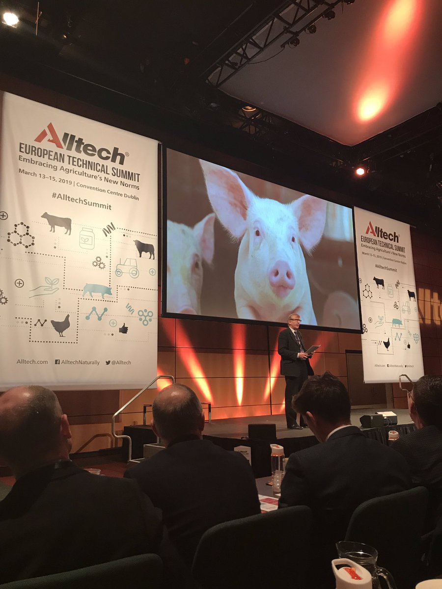 AishlingOC5's tweet photo. “What’s your most valuable asset?It’s your health” We are apart of the Human health business... Professor Patrick Wall. Great picture also 🐷 #alltechsummit @AlltechIreland https://t.co/hpd7UXSfuT