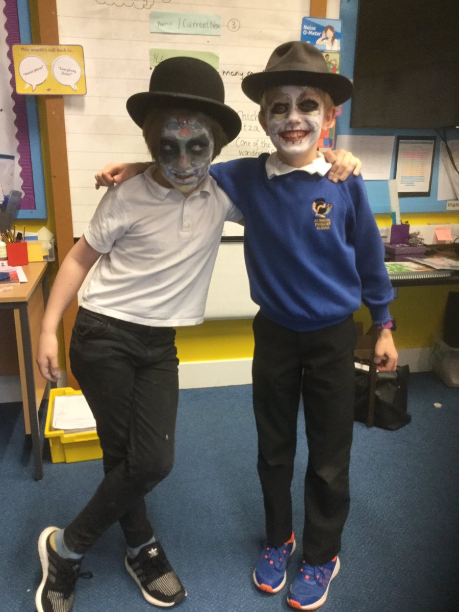 KenmorePS's tweet photo. P5-7 loved our Professional Make-Up Masterclass from Gayle this week. We have been learning all about Mexico and have been particularly interested in the 'Dia de los Muertos' #teamwork #developingourskills #creativity https://t.co/s3zE7uBOZW