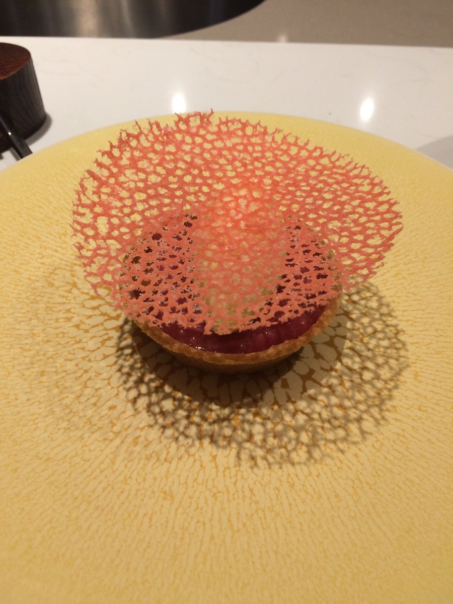 Our AA Inspector loved the new intimate restaurant concept #Mo <a href="/DormyHouse/">Dormy House Hotel</a> <a href="/pobhotels/">PoB Hotels</a> <a href="/SamBowser1/">Sam Bowser</a> great cooking &amp; imaginative dishes across the 7 course tasting menu. #AArosettes