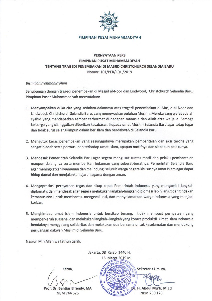 muhammadiyah's tweet photo. Pernyataan PP Muhammadiyah Terkait Tragedi Penembakan di Masjid Christchurch Selandia Baru #PPMuhammadiyah #PrayForNewZealandMoslem #prayfornewzealand https://t.co/7xayV5ZfEq https://t.co/bhe4g4DItP