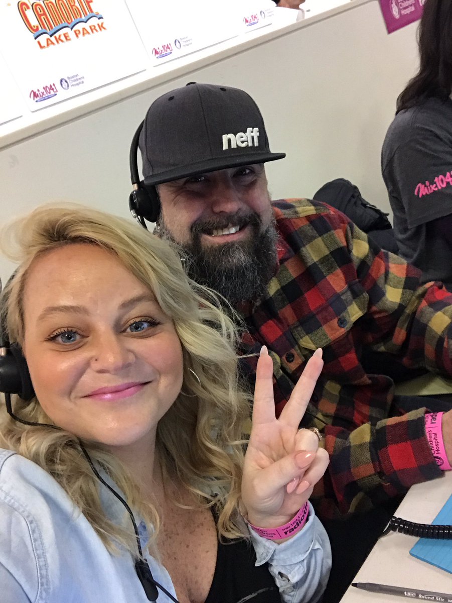 WearLex's tweet photo. Out here at @BostonChildrens with @Mix1041 on the phones. Call in to donate benefiting BCH! 1-800-457-5437 #donate https://t.co/RwCWCMEgqd