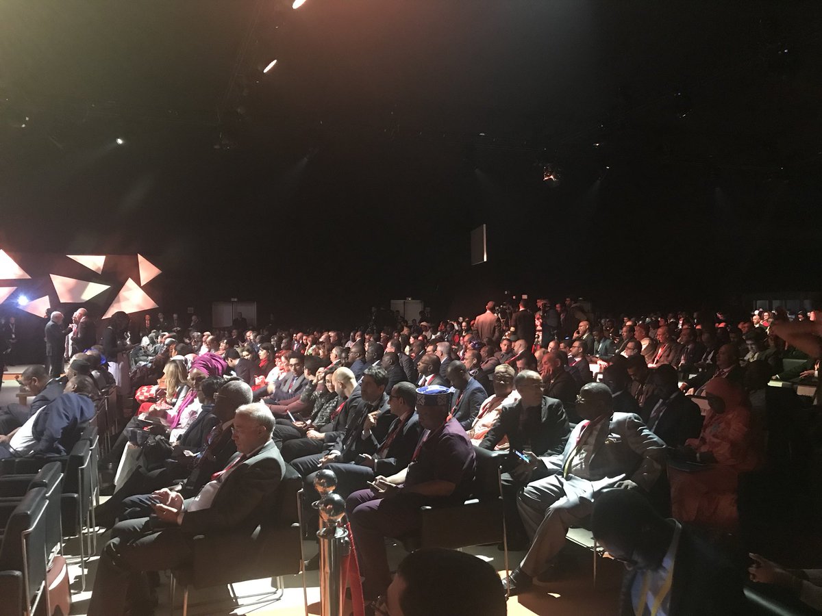 Dans quelques instants, début de la remise des trophées Jeunes Entrepreneurs FIAD2019
#FIAD2019 #startup #Fintech #Innovation #Digital #Africa #Morocco #clubafriquedev