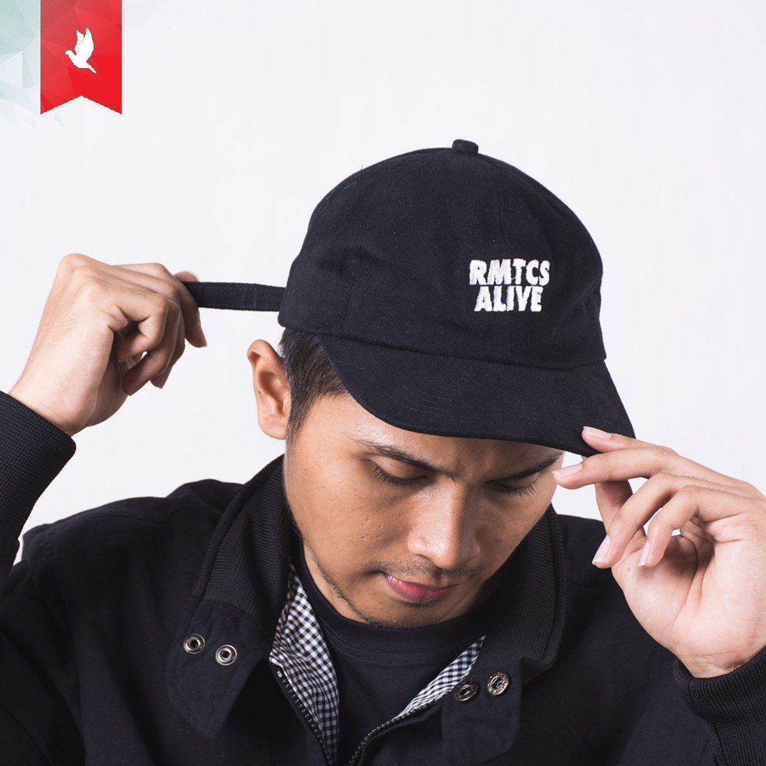 ROMEOTICS's tweet image. DECODE CAPS// 150.000 // All //available now or TAP 1X for Reseller Info!
---
Order Online:
🔊 WhatsApp / SMS 087862258485
📌 LINE @romeoticsbali (using '@') #clothing #manfashion #brand #bali #limited #keephopealive