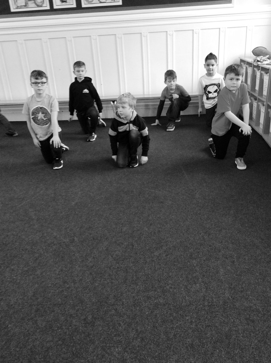IPMATGawthorpe's tweet photo. Final rehersals ready to perform at our exhibition next week. #GCAyear3 #GCAPE #GCAhistory #GCAtopic https://t.co/nCtQWHx78r