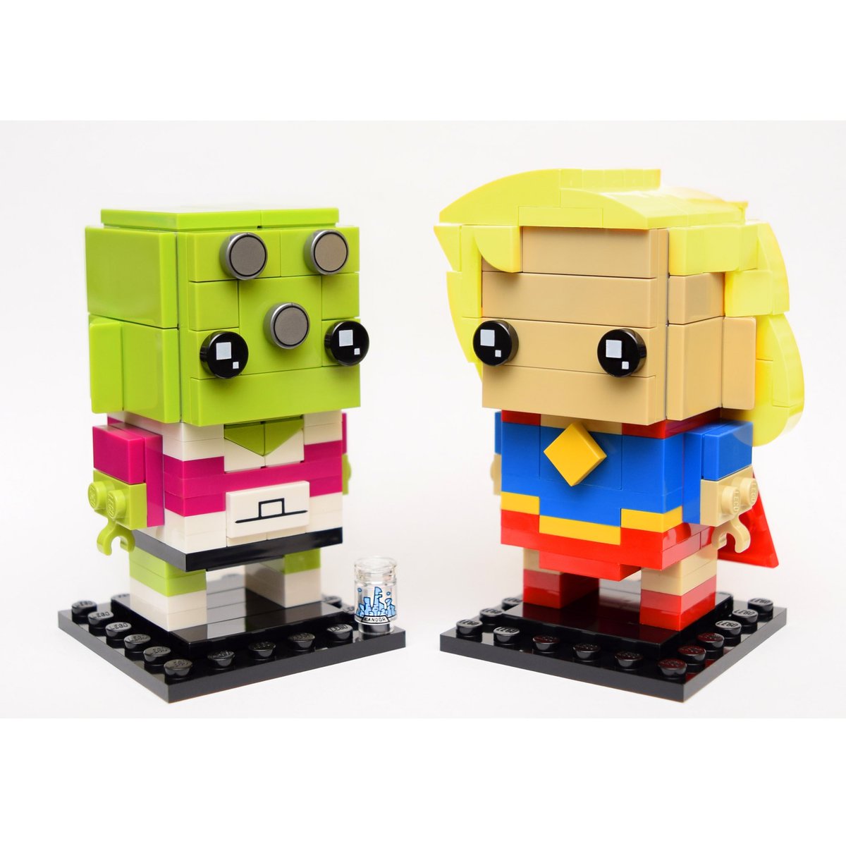 supergirl brickheadz