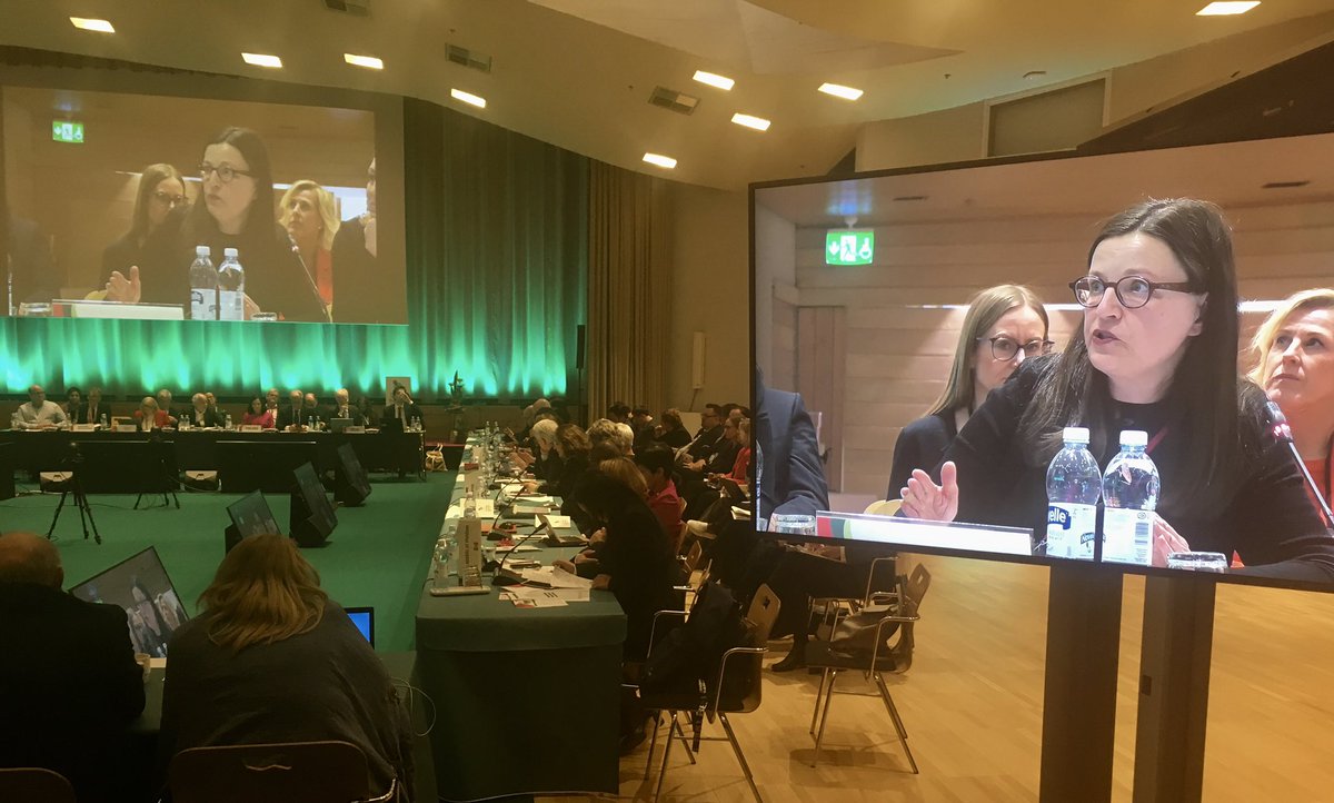 Utbdep's tweet photo. Förskolan är ett av samhällets starkaste verktyg för att utjämna skillnader i livschanser mellan människor, betonade @Anna_Ekstrom och lyfte fram den svenska förskolans styrkor i sitt anförande vid #ISTP2019 där hon fick möta ministerkollegor från hela världen. #utbpol https://t.co/VRMSzkRQgC
