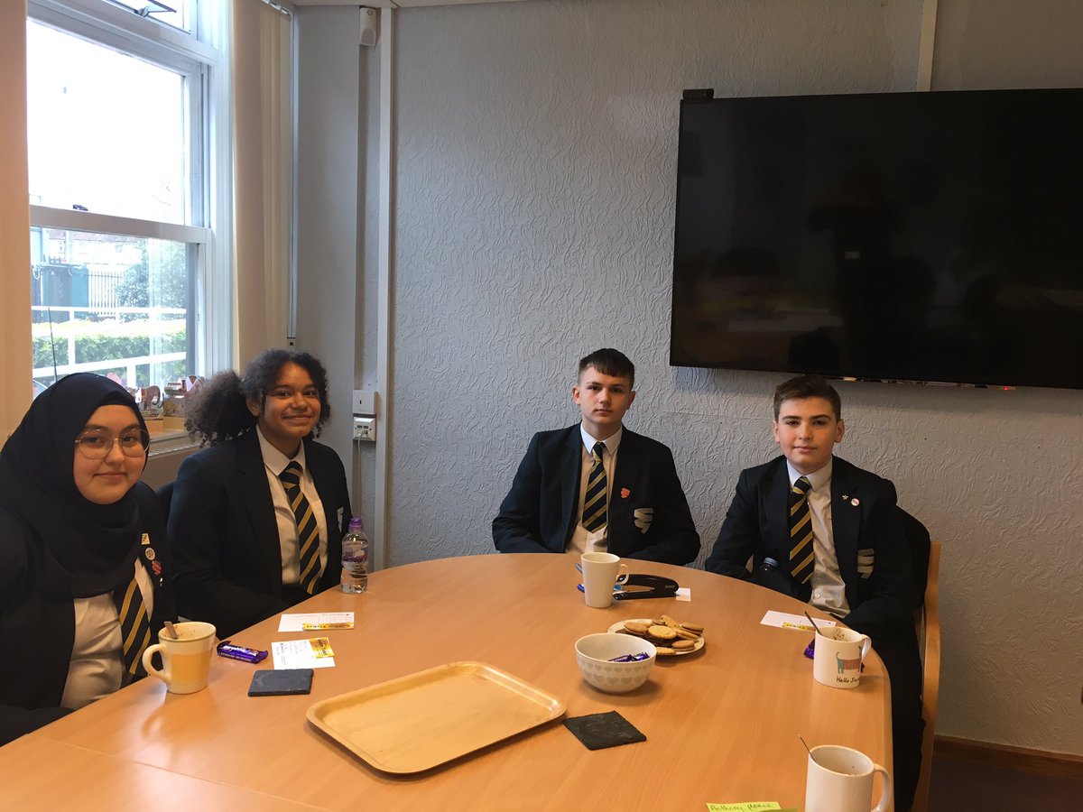 SpringwestA's tweet photo. Highlight of the Principalโs week. This time meeting @ACOHoroz Y10 ๐ for #HotChocFri #Atspringwestwe #proud #Hardwork https://t.co/Itf210dEVg