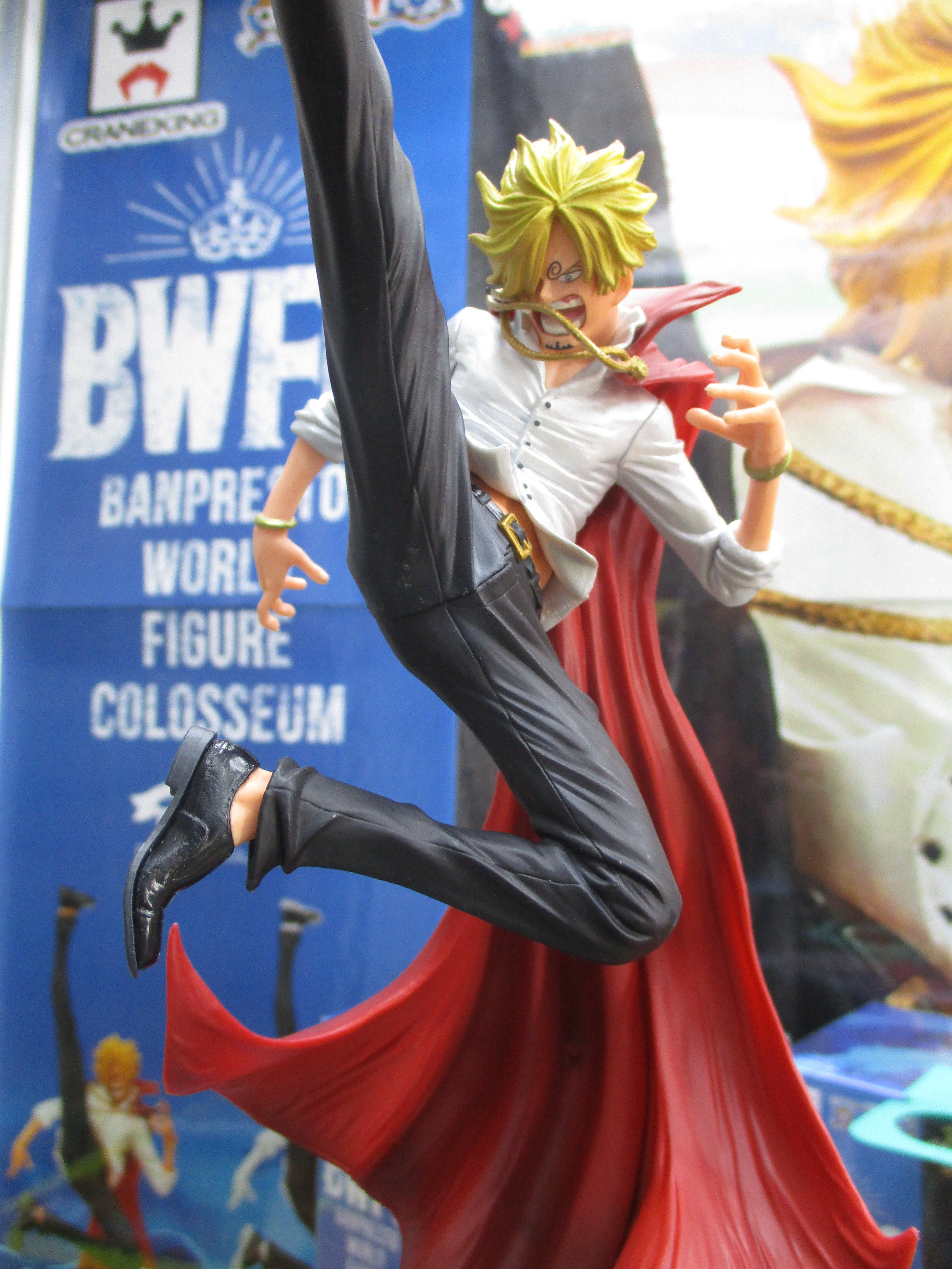 サープラ長野 心を燃やせ 大人気のワンピースとドラゴンボールのフィギュア入荷しました サンジ のまさに空中に浮いている様な躍動感のあるフィギュアと 銀髪でカッコイイ悟空のフィギュアです ぜひ Getして行ってね サープラ長野