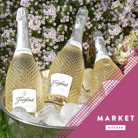 We’ve got the bubbles ready &amp; waiting! 🍾 

Celebrate Mother’s Day with a leisurely meal with all the trimmings and a glass of Prosecco 🥂✨

Book now at bit.ly/XVUMrkt  

#MothersDay #MotheringSunday #TreatYourMum #FamilyTime #MarketKitchen
