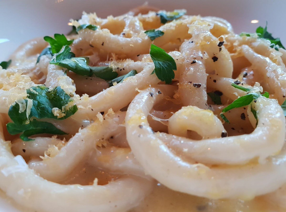 morabarkitchen's tweet photo. Pasta or pizza, pizza or pasta 🤔 ...or both 🍝🍕

#glasgowfood #finnieston #freshpasta #pizzafriday #ssehydro https://t.co/PGUAn5Wi0D