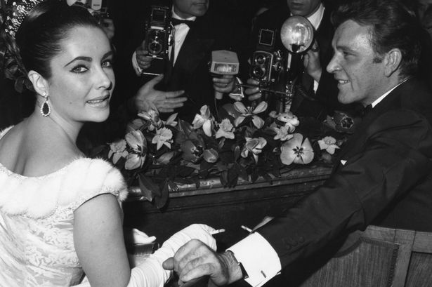 DoucheTheMonkey's tweet photo. 1964 - In Montreal, Richard Burton and Elizabeth Taylor were married. I was there, the meal sucked. https://t.co/VdpBEI7YkL https://t.co/IybTRHm1a8