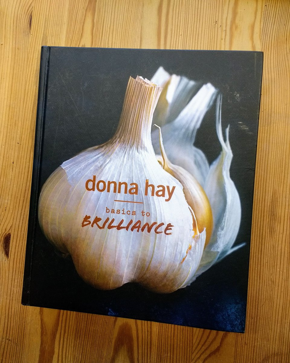 HeadingleyBooks's tweet photo. We have brilliant cookbooks!
#cookbook #garlic #brilliance #cooking #cookingagain #bookshop #headingley #oxfambooksheadingley #oxfamheadingleybooks https://t.co/iqAQ82v4sM