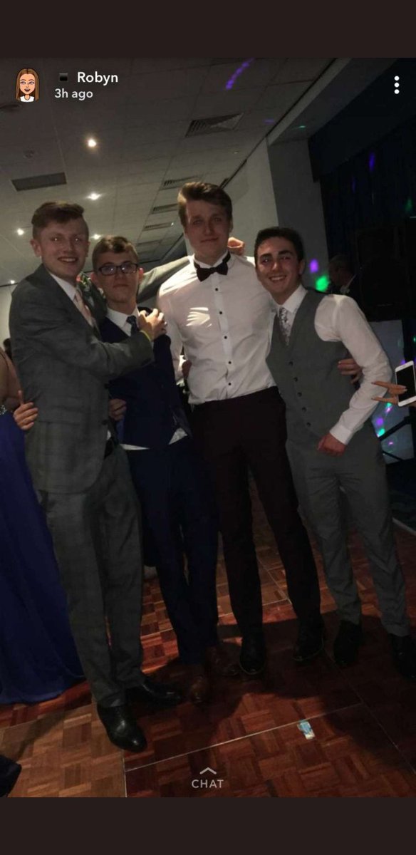 cammy1610's tweet photo. happy birthday @AndyyyT hope you have a good day and I'll see you tonight #angmo ❤ https://t.co/FJZjQtey8s