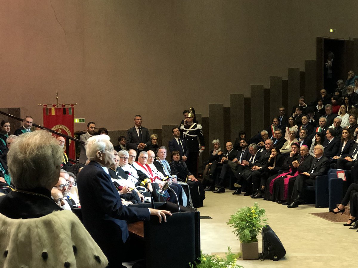 Quirinale's tweet photo. #Ancona, #Mattarella: ci troviamo di fronte a un bivio tra la violenza e la pace, quanto avvenuto in #NuovaZelanda rappresenta un segnale di allarme gravissimo https://t.co/rVNQQpDgXt