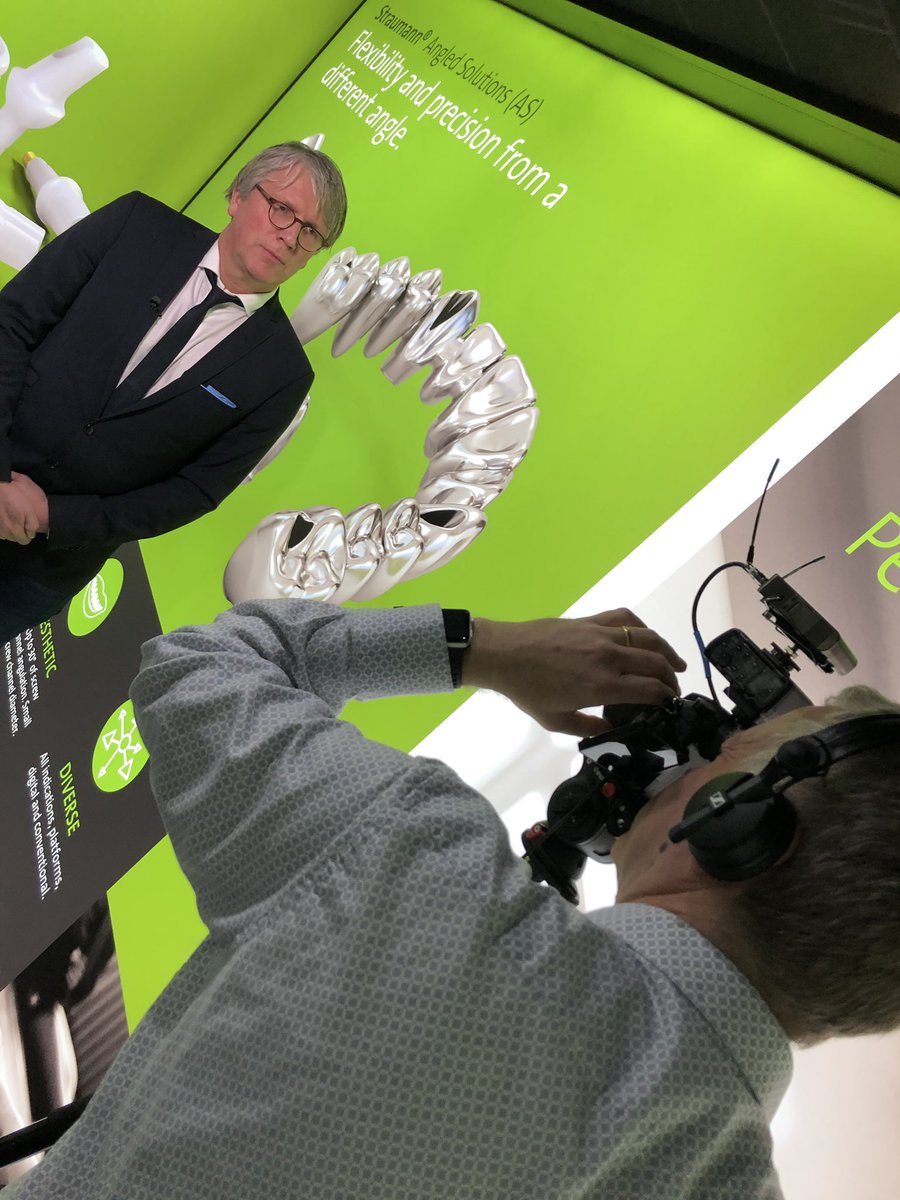 mponto's tweet image. Morning at #ids2019 including #straumann interviews with @orthostyle, Hugo Madeira, Diana de Macedo and more! #dentistry #dentalimplant