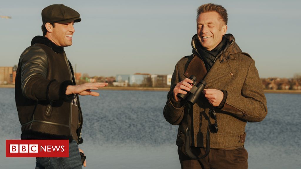 FirsFarm's tweet photo. Jack from #LoveIsland joins Packham on #NatureDates. I hope this encourages our younger residents to get involved with nature. It can be overlooked so easily for digital. Why not head to #FirsFarmWetlands to see what wildlife you can spot?
@LondonNPC https://t.co/rEvewt2gdP https://t.co/esJZyWwnQf