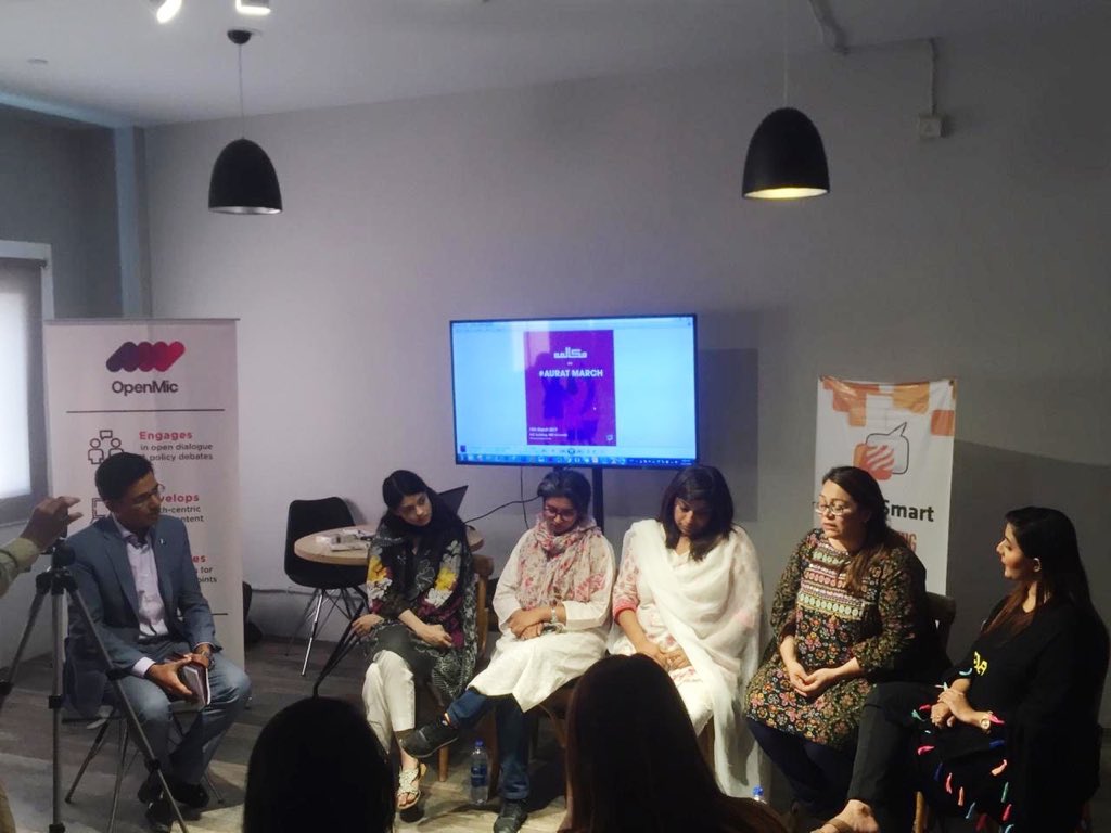 OpenMicPK's tweet photo. We have organisers from @AuratMarch2019 for a post March dialogue, here at @Worldspeechday! https://t.co/9lR2PABHBf