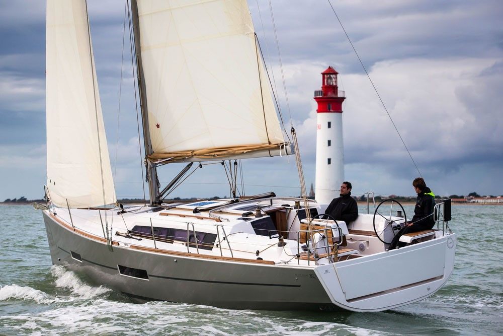 <a href="/_DufourYachts_/">Dufour Yachts</a> at the South Coast Boat Show 17-19 May buff.ly/2F3rO0V via <a href="/marineindnews/">Marine Industry News</a> #SouthCoastBoatShow