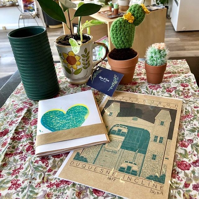 lovePGHshop's tweet photo. Some greens for your weekend fun, for both Spring and Irish feels🌿🌵🍀⠀
⠀
#lovepittsburgh #lovepgh #pittsburghgifts #weekendgreen https://t.co/eIPdI5oyjM