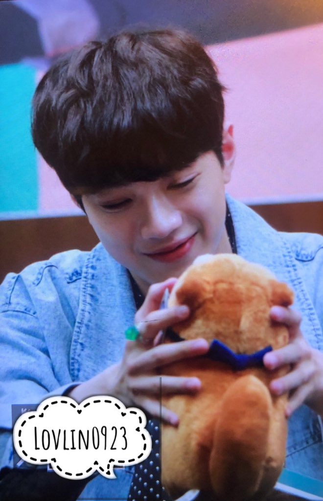 lovlin0923's tweet photo. 190315 TCC 😭😭😭
#라이관린 #Laikuanlin #賴冠霖 https://t.co/2EMmIoQsPJ