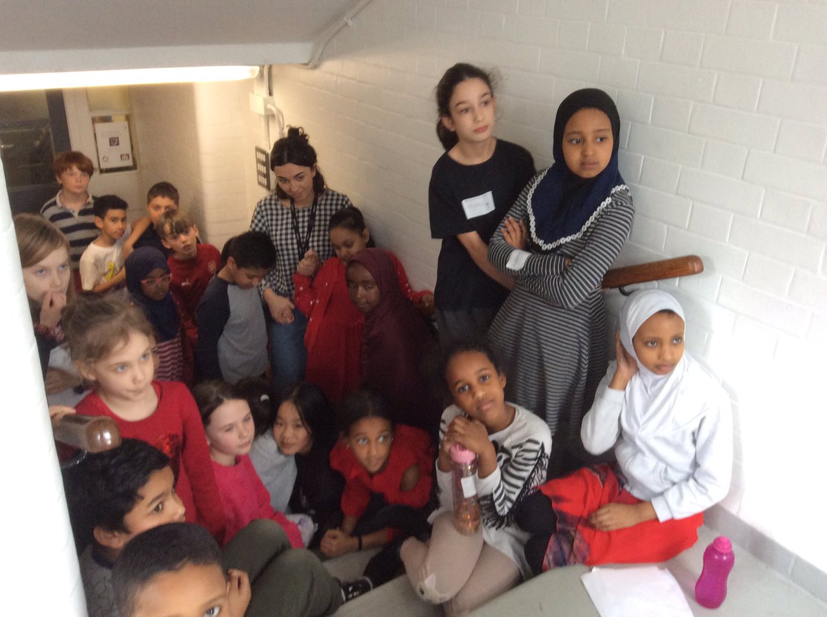 TorrianoJuniorS's tweet photo. @Worldspeechday Children are making speeches around the school today, in stairwells, halls and classrooms. Speaking out against #climatechange and demanding #climateaction @TeachSDGs @UNICEF_uk @UNICEFEducation https://t.co/Ubhu5Pwi2c