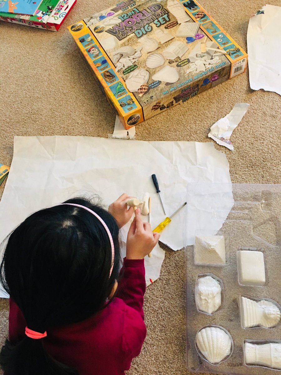 EileenWongWong's tweet photo. It’s #LittleMiss #MiniWong’s Birthday &amp; @CoedGlas #InsetDay 

Me: Do you want to go to Legoland? Cinema? Somewhere fun? 

MiniWong: I want to find out about #Archaeology, do a dig &amp; experiment first 

Me: 😯🤔🤓 Ok it is your birthday 🎂 

#STEM  #History  #ItsHerChoice #GrownUp https://t.co/i52JB0GXH2