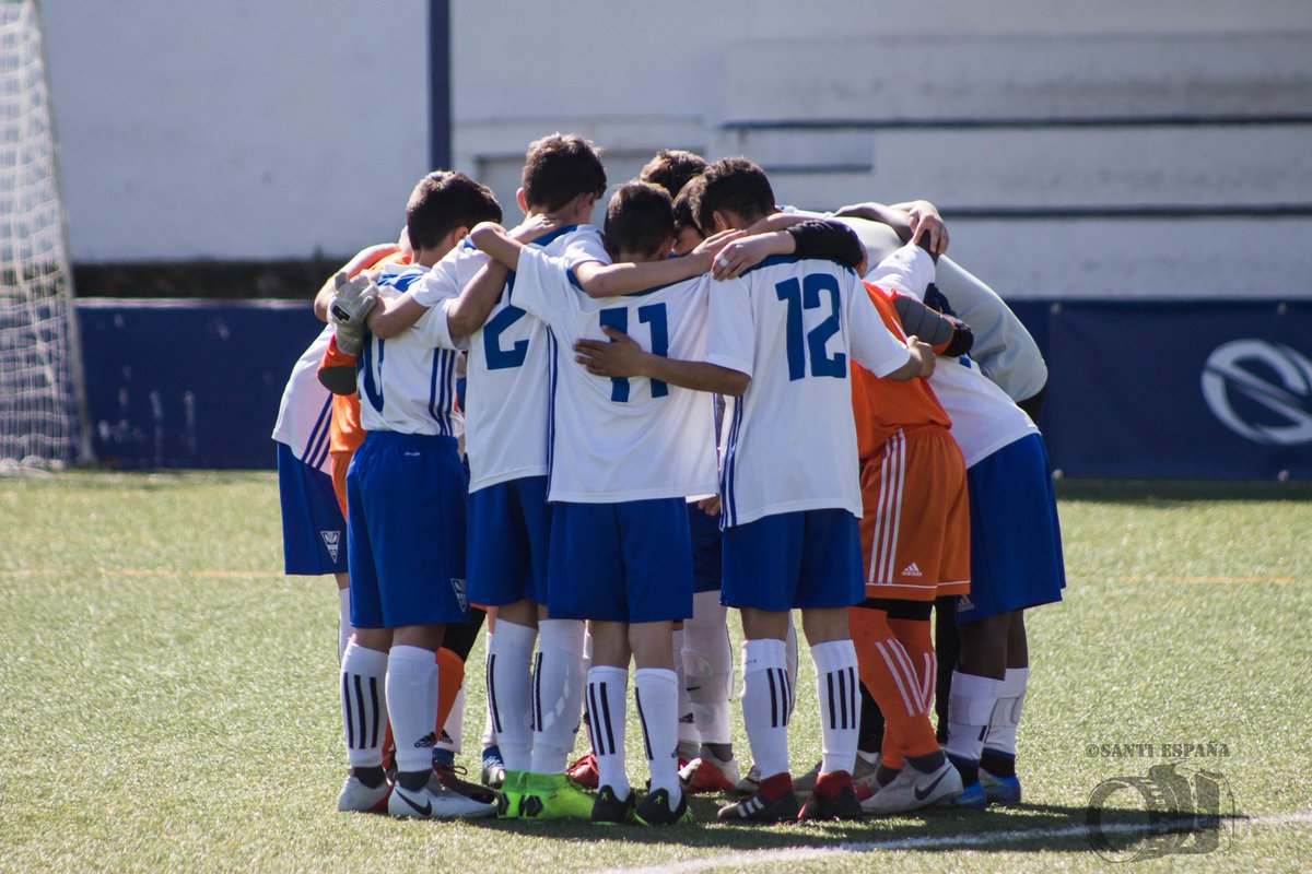 GRN_esports's tweet image. 🔴 Ja tenim l' #agendaesportiva d'aquest cap de setmana🏀⚽️🏈🥎 Consulteu tots els partits que podeu anar a veure i el més important, donar suport als esportistes de la ciutat 👉granollers.cat/agenda/esports  #Granollers #granollersesports